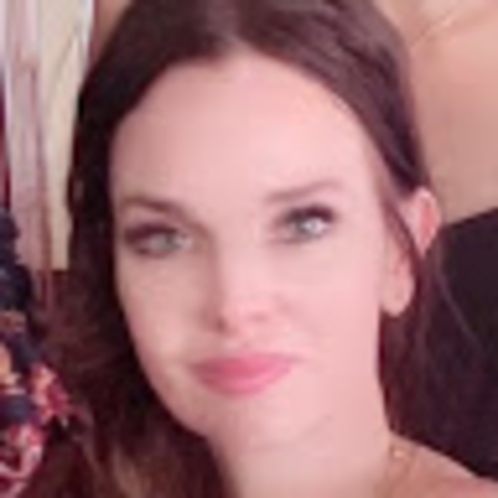 Meet your Posher, Holly